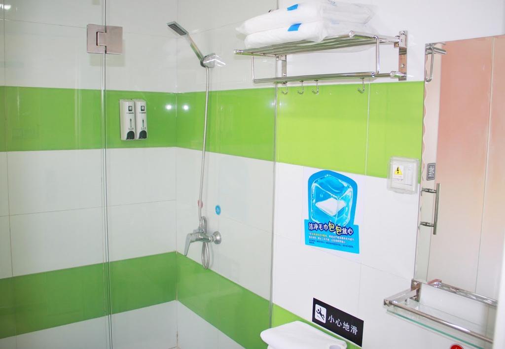 7 Days Inn Meizhou Jiangnan Kedu Commercial Plaza Kültér fotó